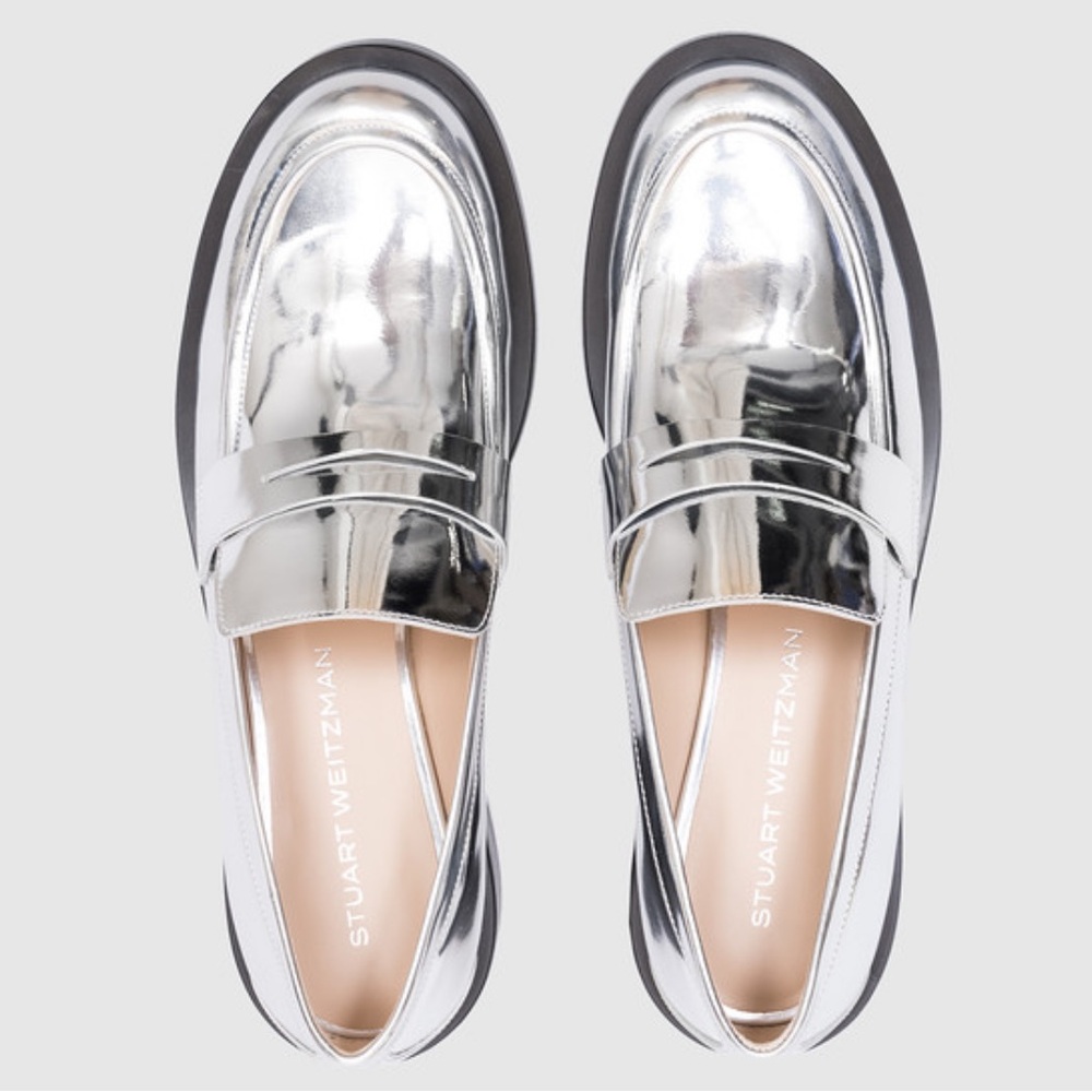 EUC Stuart Whitman Palmer Bold Metallic Silver Mirror Loafers